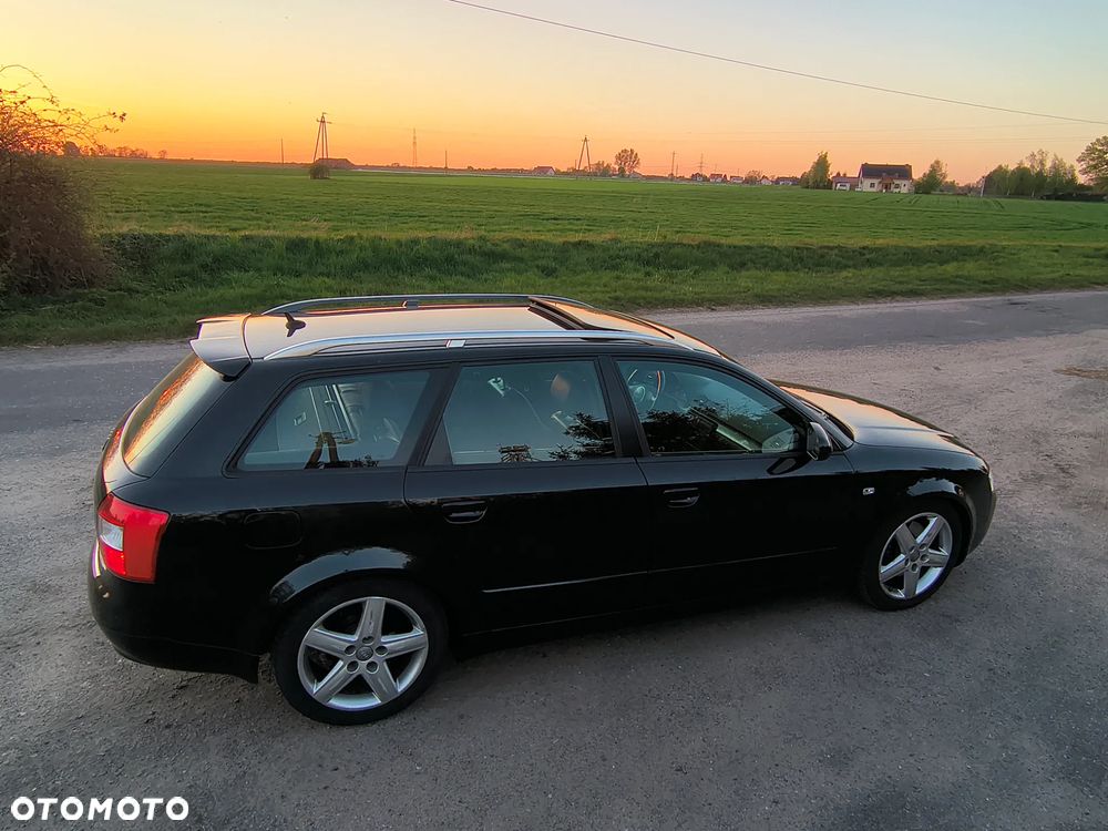 Audi A4 Avant 3 - 15