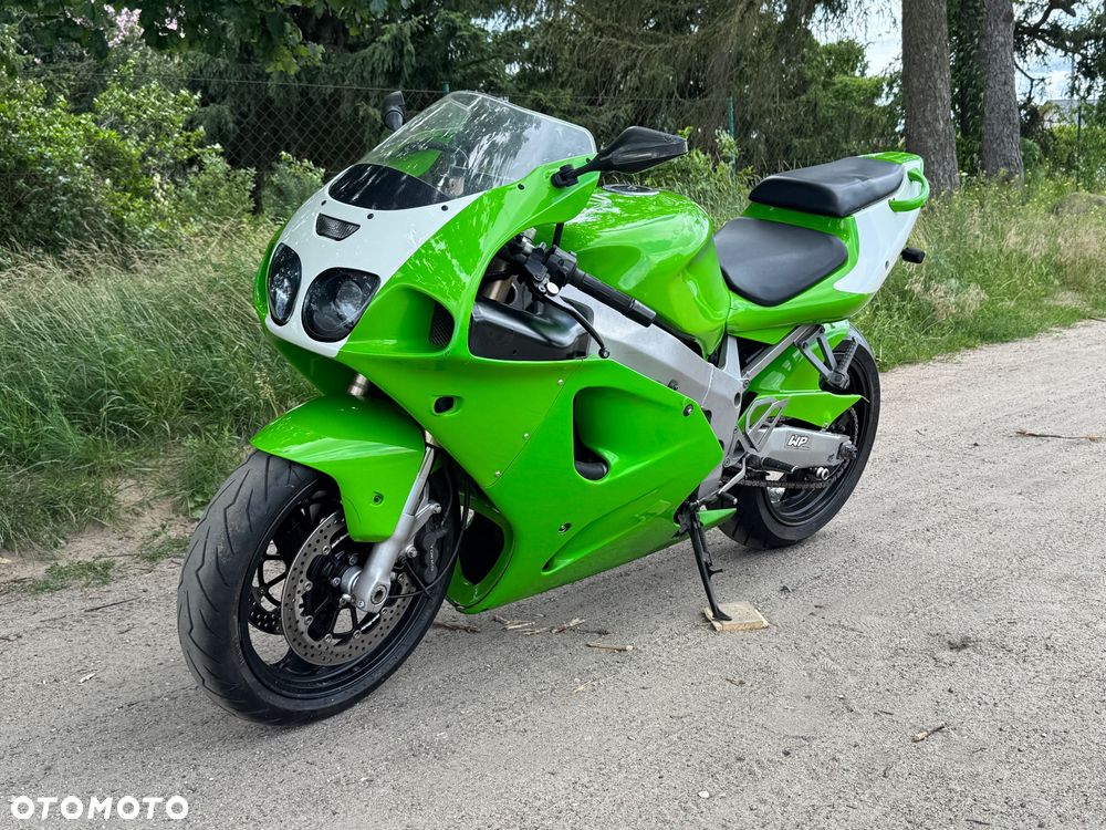 Kawasaki Ninja - 17