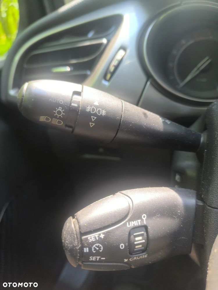 Citroën C3 1.6 HDi FAP Exclusive - 12