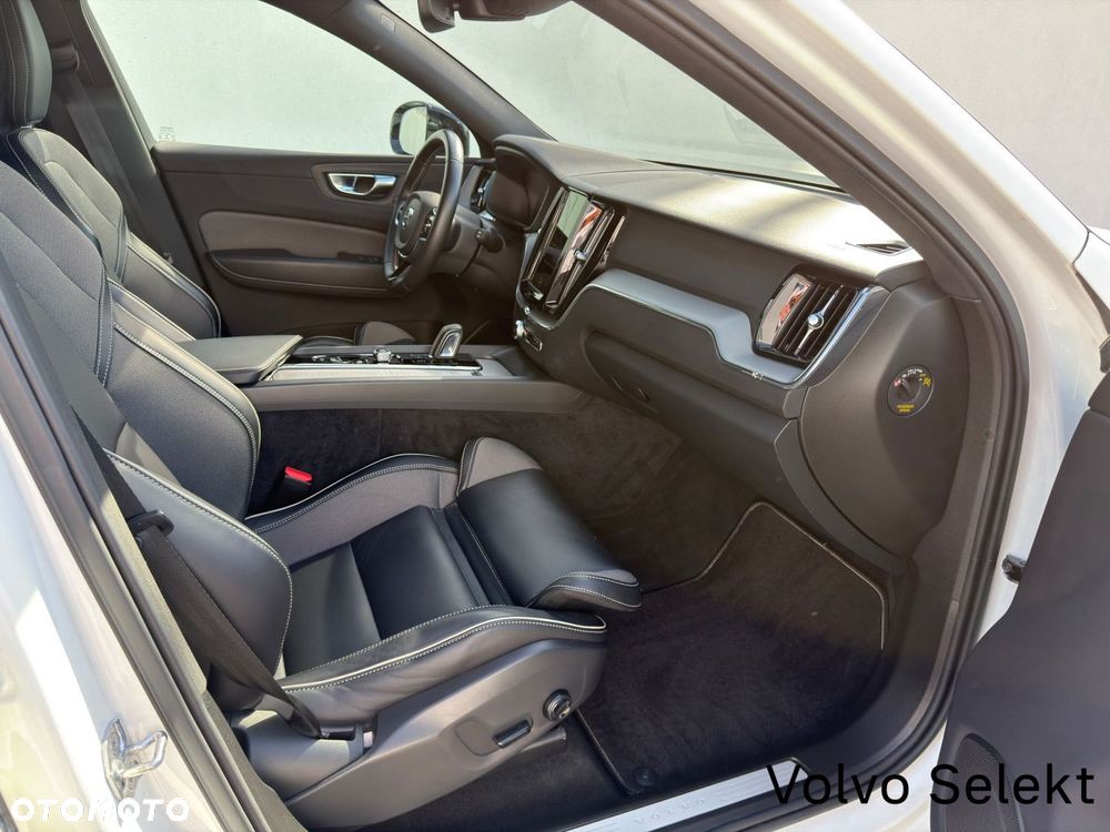 Volvo XC 60 - 24