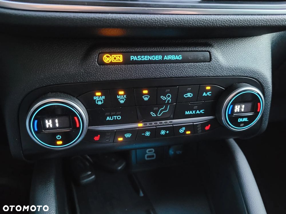 Ford Kuga 1.5 EcoBlue TITANIUM - 22