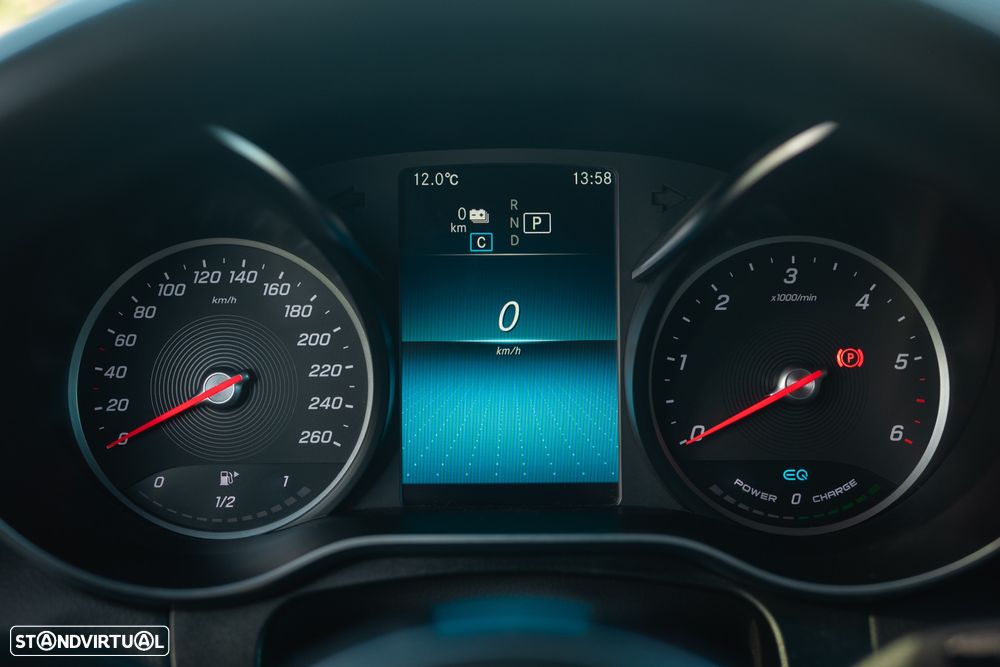 Mercedes-Benz GLC 300 de 4Matic 9G-TRONIC AMG Line Plus - 25