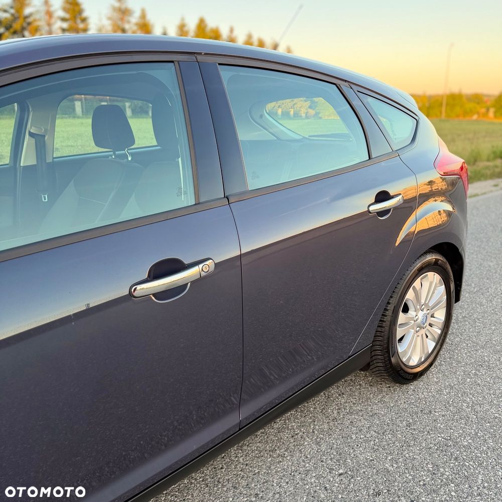 Ford Focus 1.6 Titanium - 35