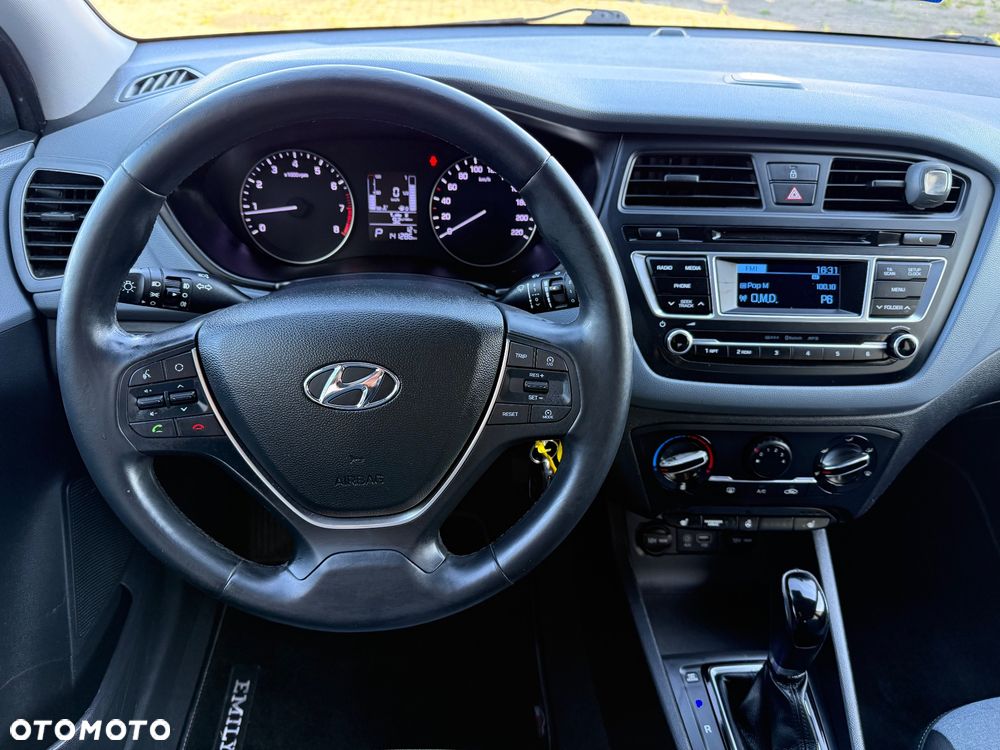 Hyundai i20 1.4 Style EU5 - 22