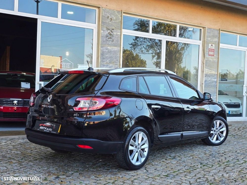 Renault Mégane Sport Tourer 1.5 dCi Dynamique S - 11
