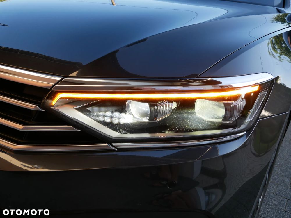 Volkswagen Passat 2.0 TDI EVO Business DSG - 29