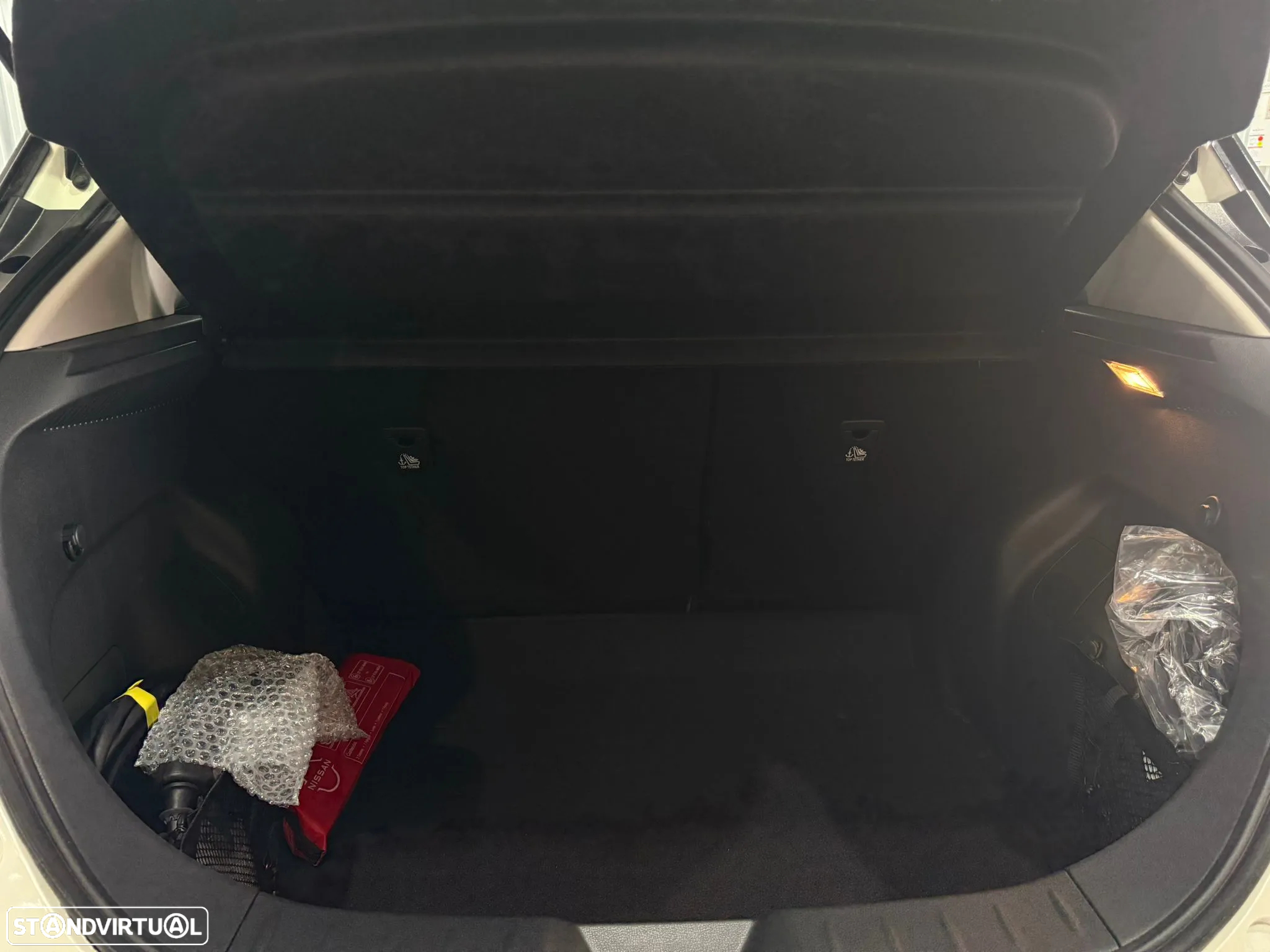 Nissan Leaf N-Connecta - 27