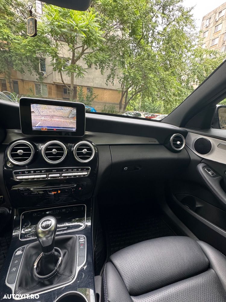Mercedes-Benz C 200 AMG Line - 11