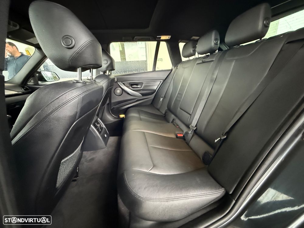 BMW 320 d Pack M - 21