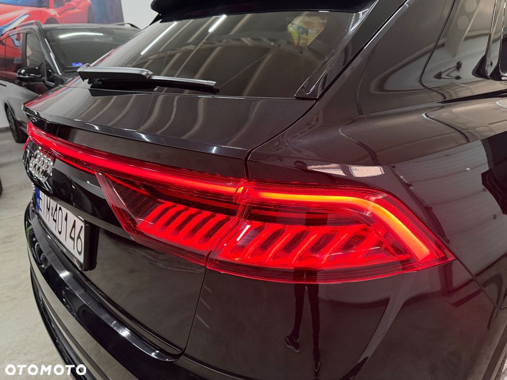 Audi SQ8 - 17