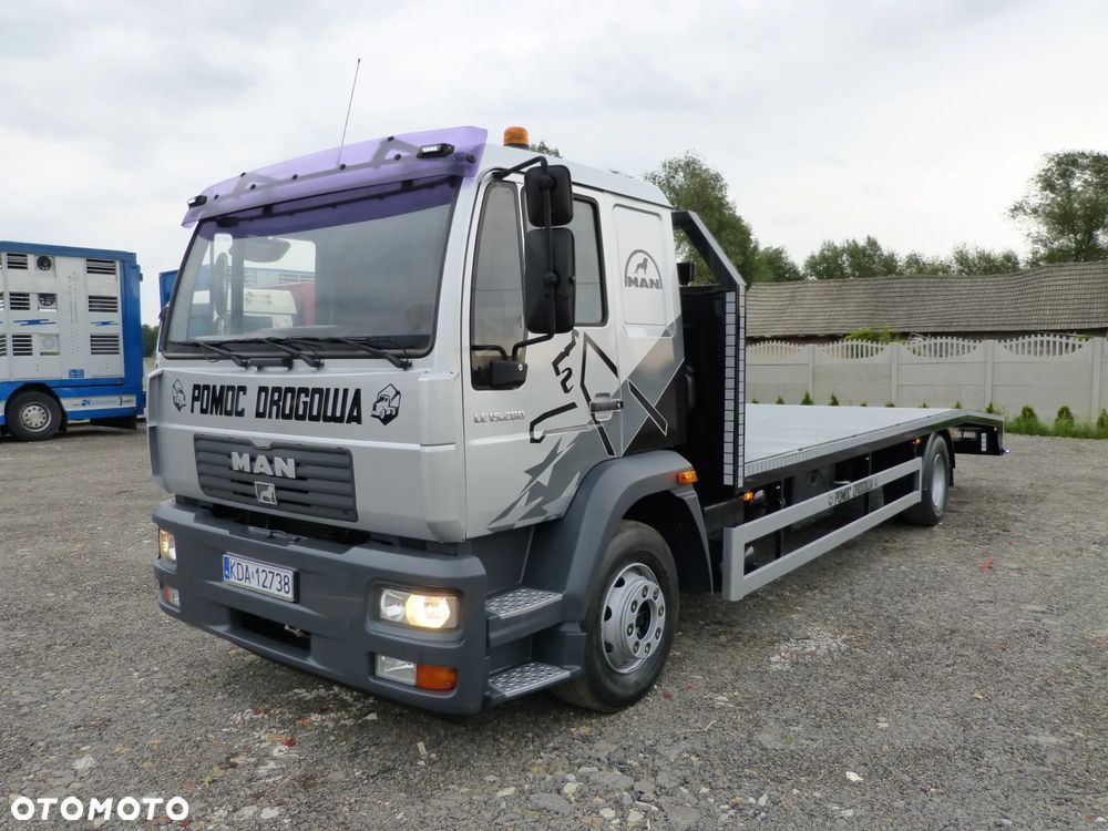 MAN LE 15.280 POMOC DROGOWA / AUTOLAWETA / SPECJALNY / DMC 15.000 KG / ŁADOWNOŚĆ 9.000 KG / PODUSZKI / DŁ.7.70 M - 12