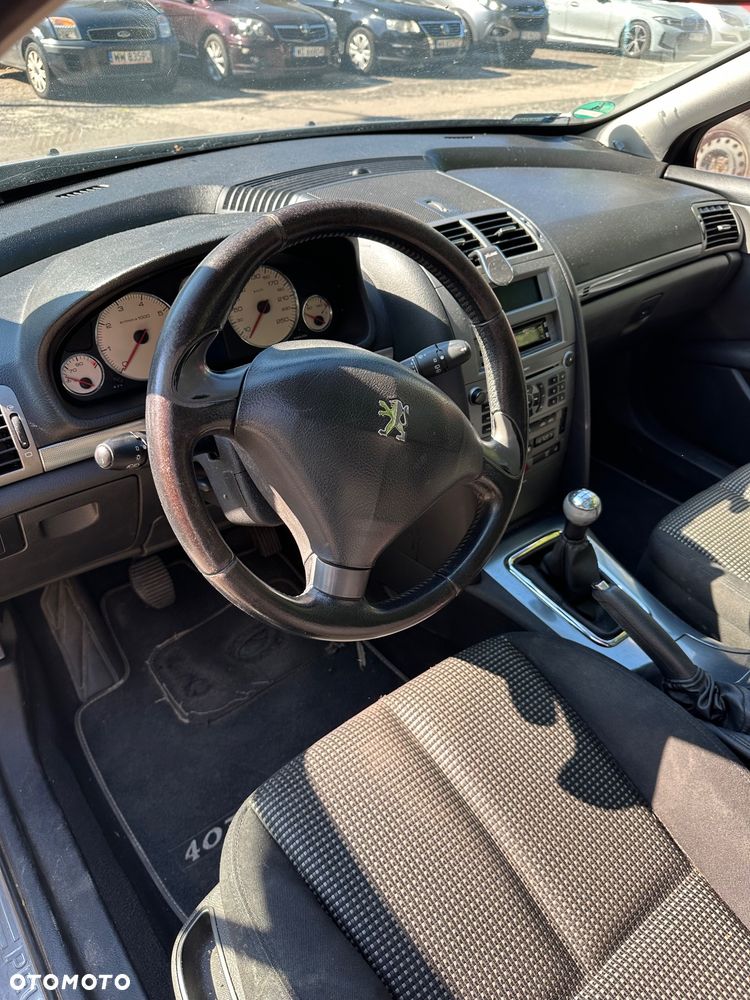 Peugeot 407 - 4