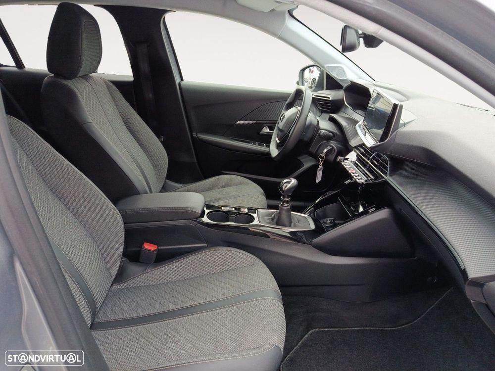 Peugeot 208 1.2 PureTech Allure - 15