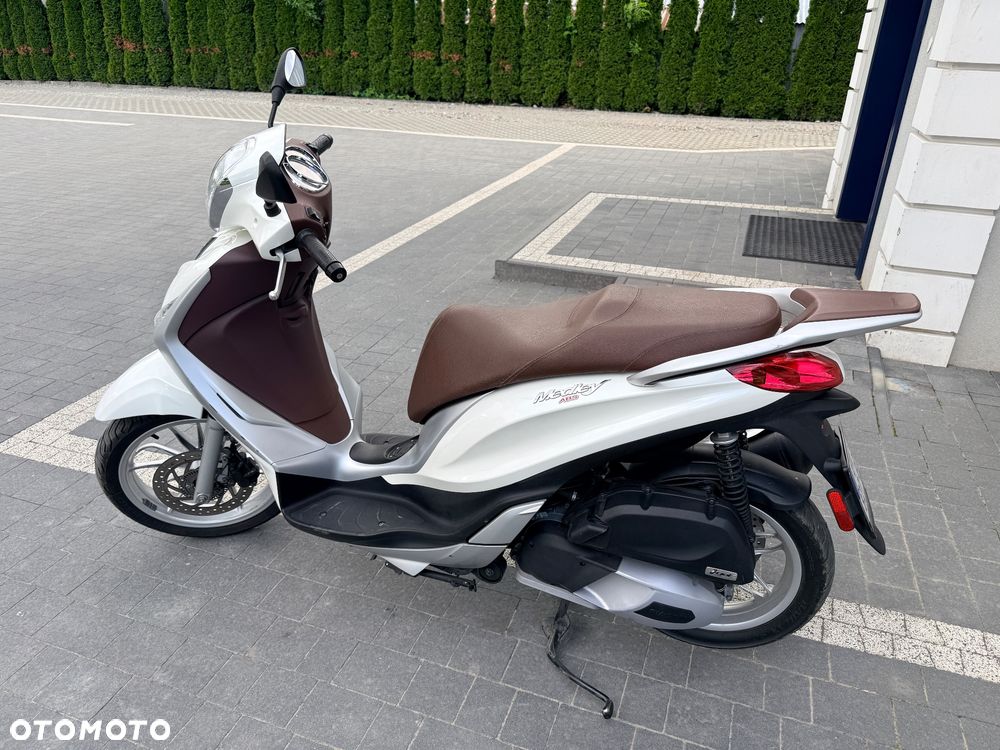 Piaggio Medley - 11