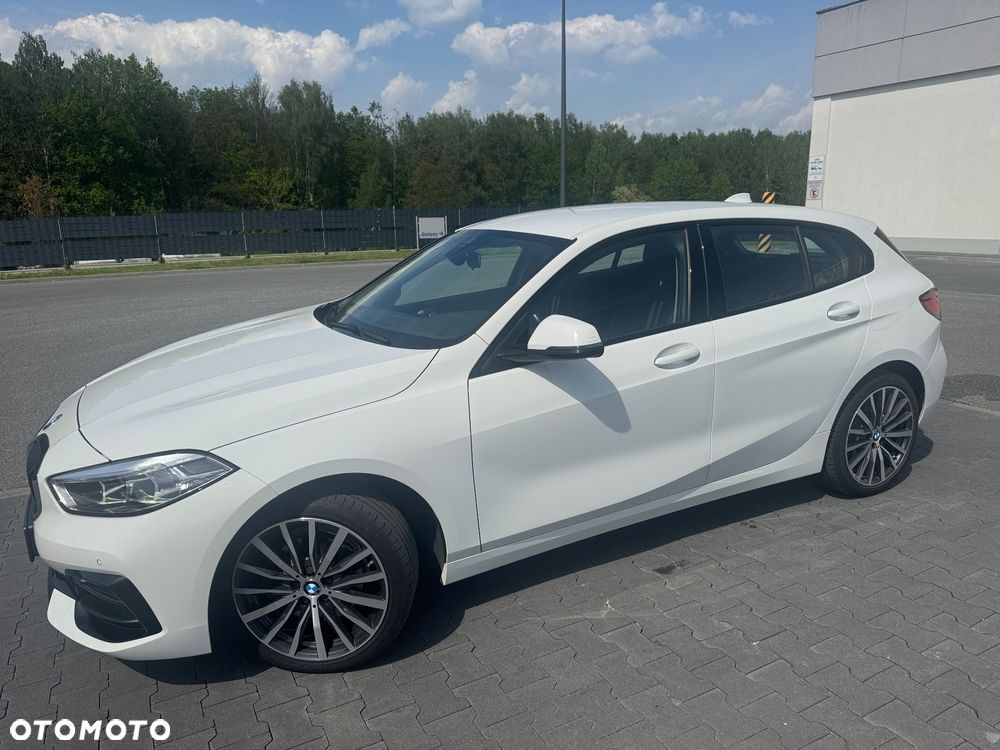 BMW Seria 1 118d Sport Line - 3