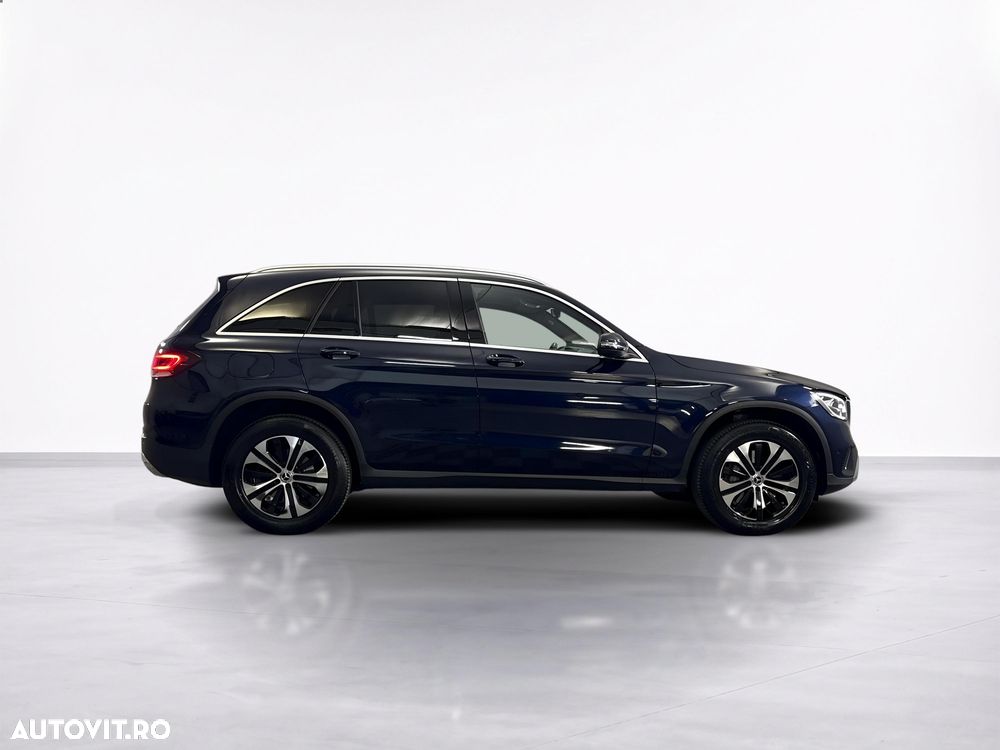 Mercedes-Benz GLC - 7