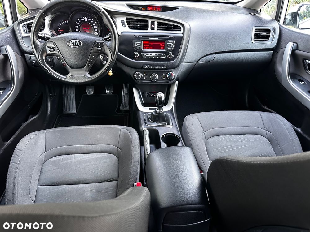 Kia ProCeed pro Ceed 1.6 GDI Vision - 32