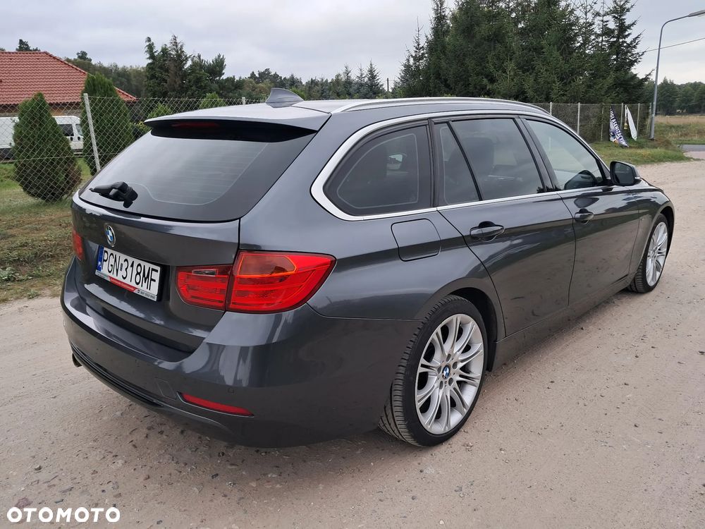 BMW Seria 3 320d Sport Line - 8