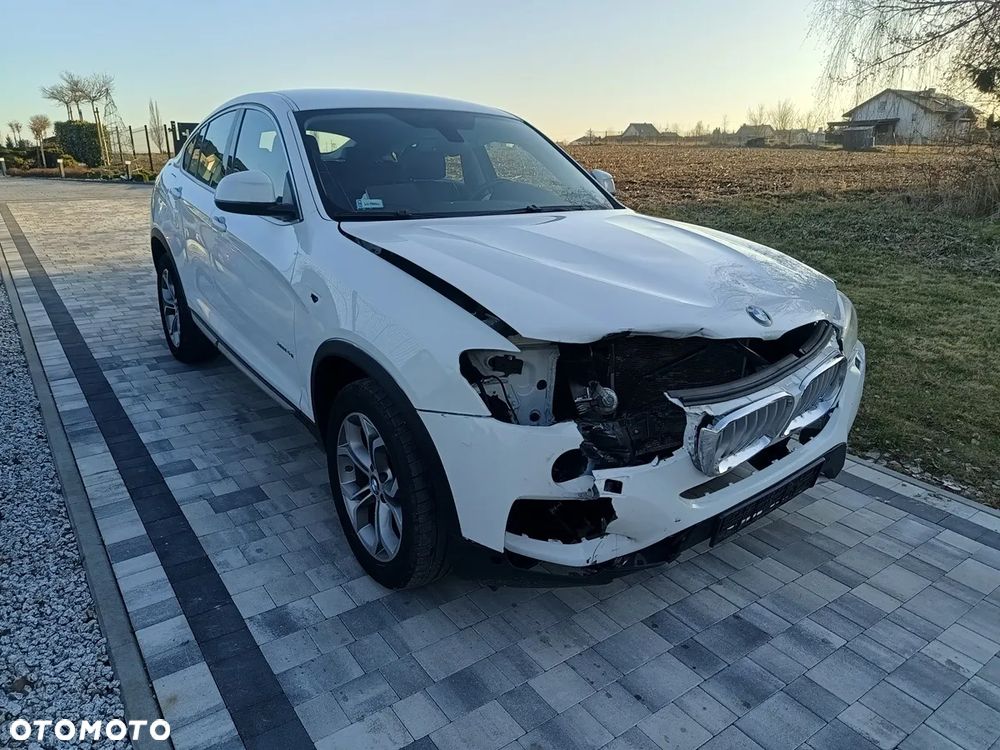 BMW X4 xDrive20i xLine - 3