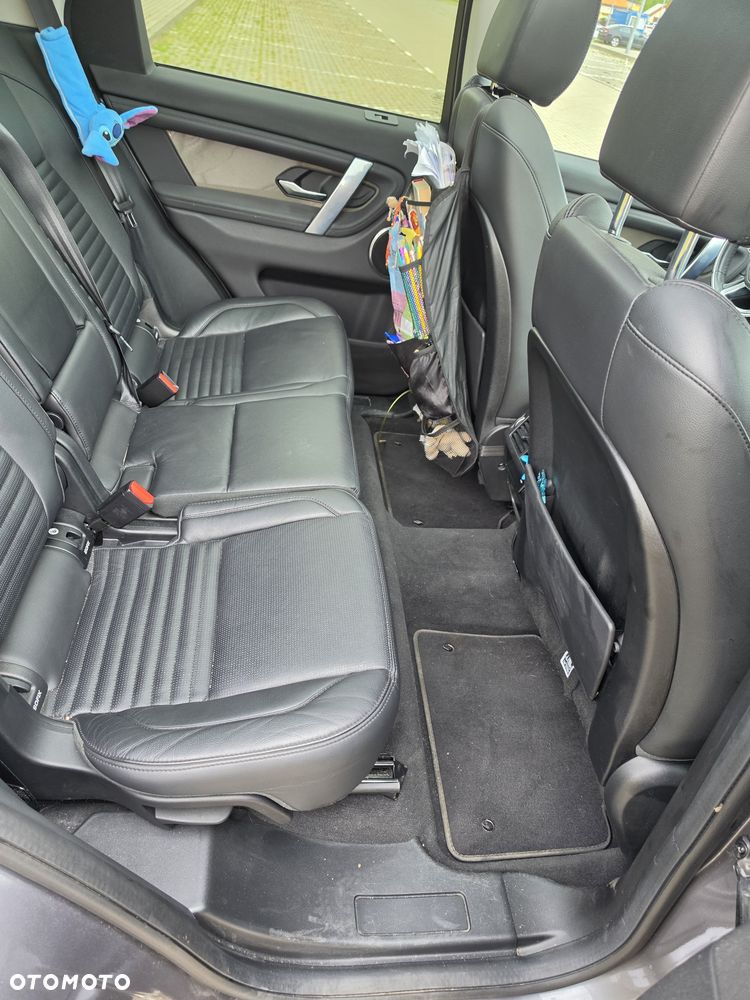 Land Rover Discovery Sport 2.0 P200 mHEV SE - 16