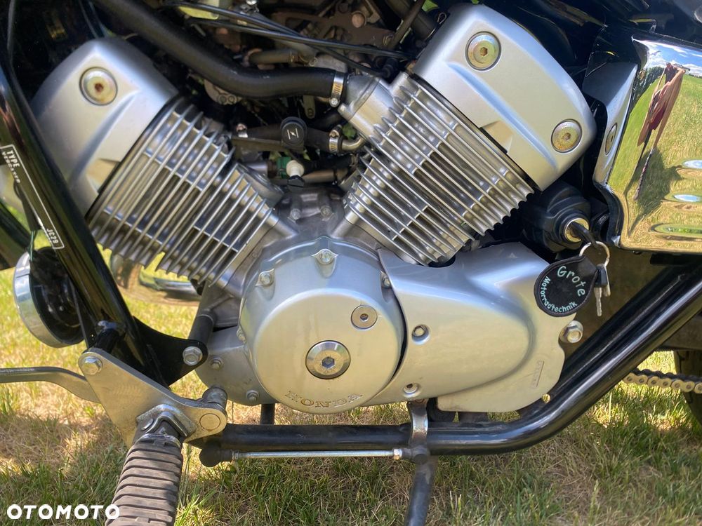 Honda Shadow - 4