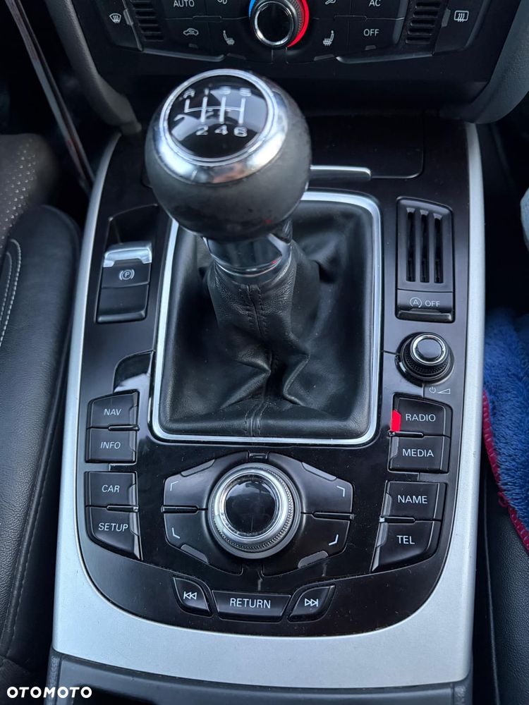 Audi A4 Avant 2.0 TDI - 17