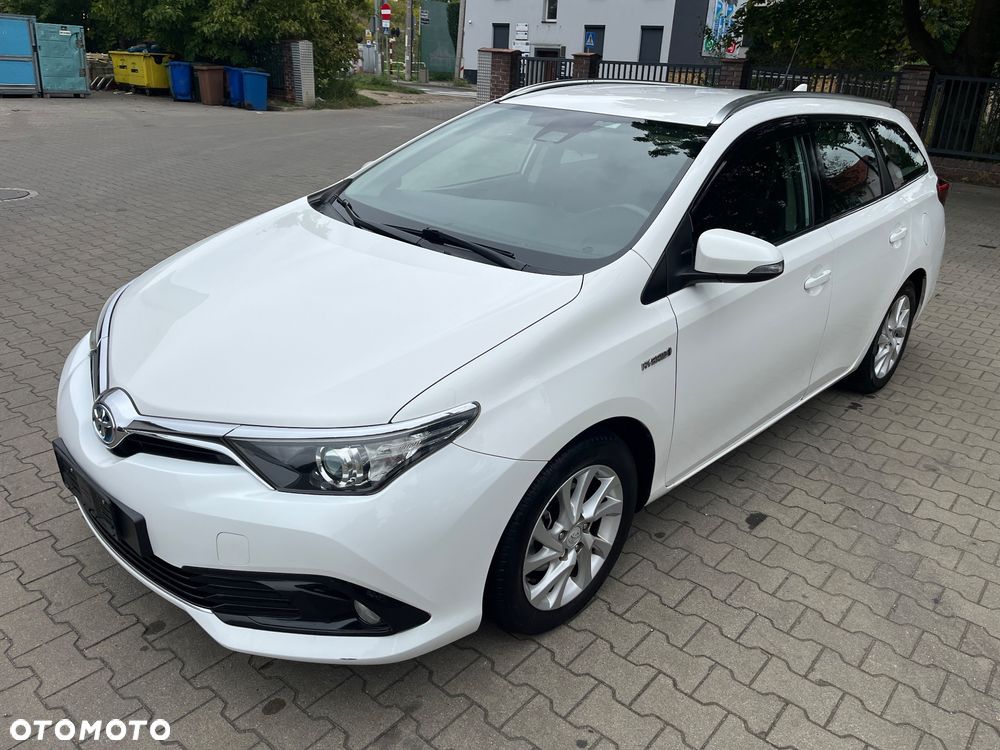 Toyota Auris Hybrid 135 Prestige - 1