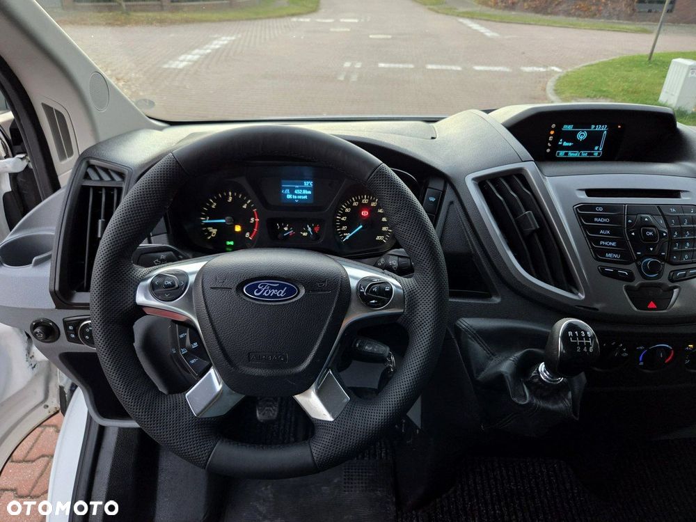 Ford Transit - 13