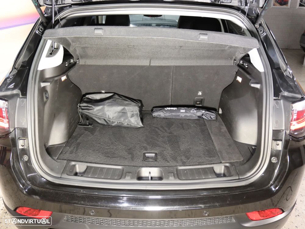 Jeep Compass 1.3 T-GDI 4xe Auto Trailhawk - 13