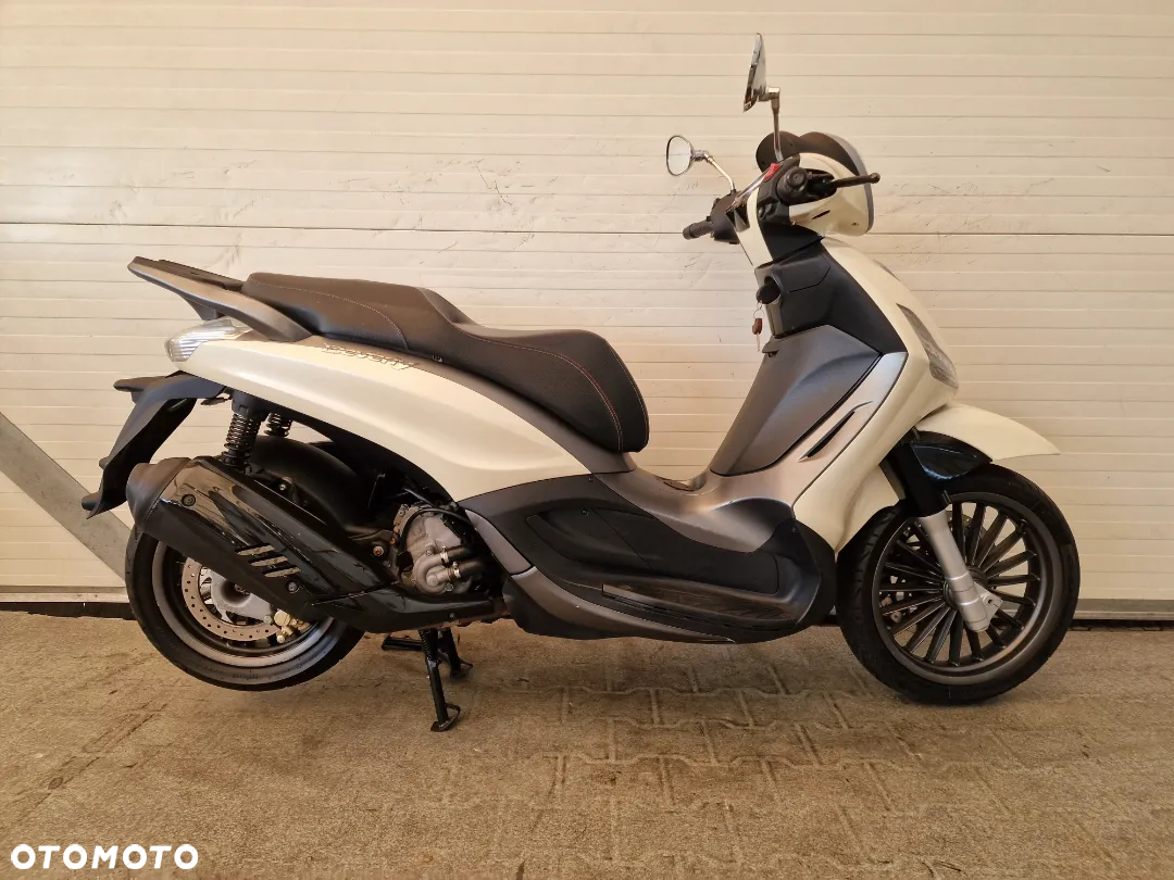 Piaggio Beverly - 22