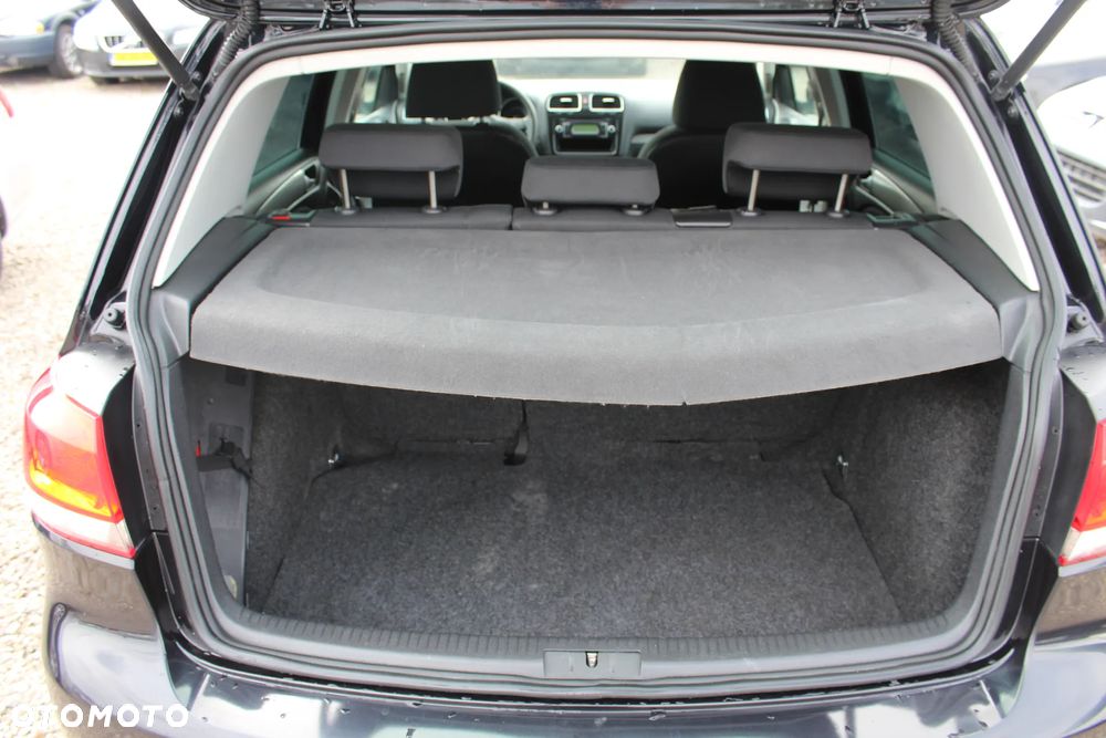 Volkswagen Golf - 18