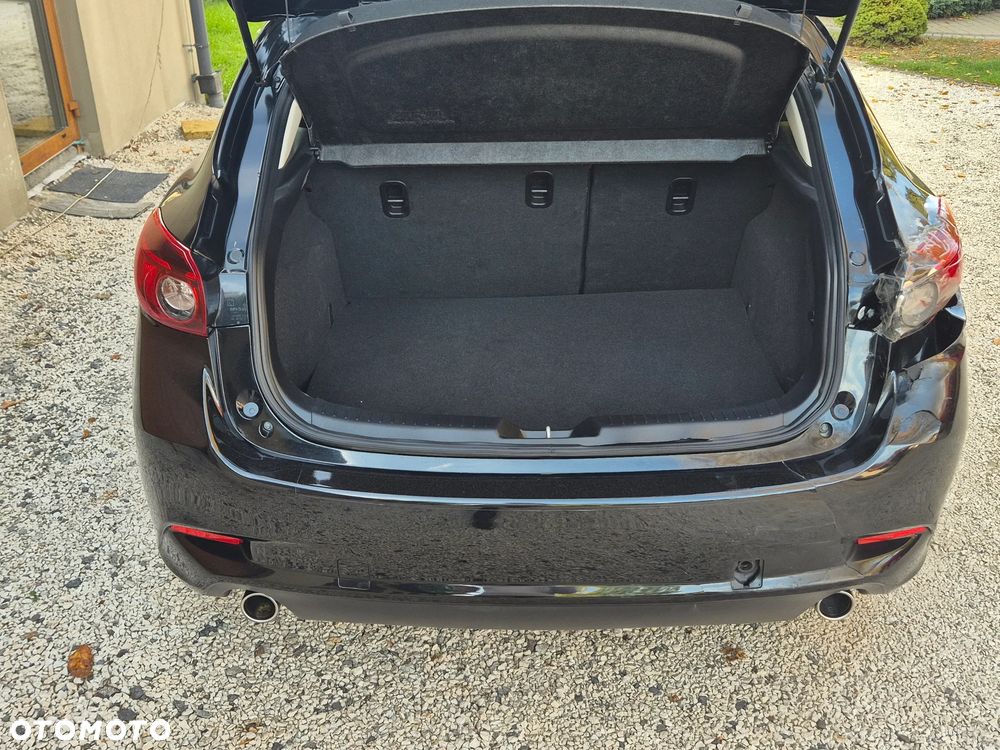 Mazda 3 - 10