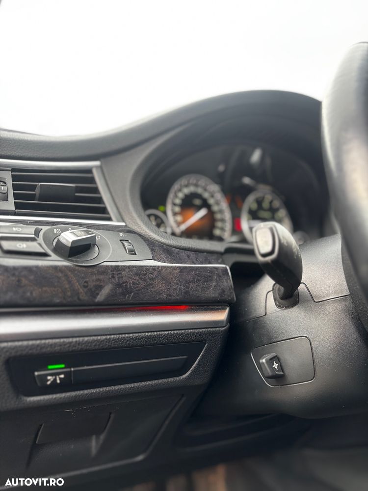 BMW Seria 5 530d Aut. - 15