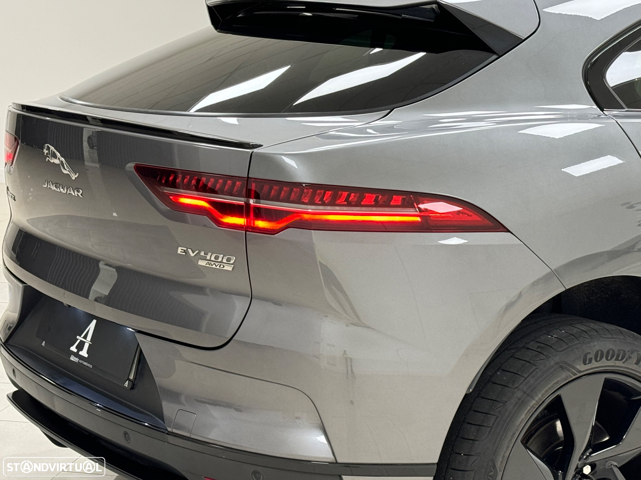 Jaguar I-Pace EV400 AWD SE - 41