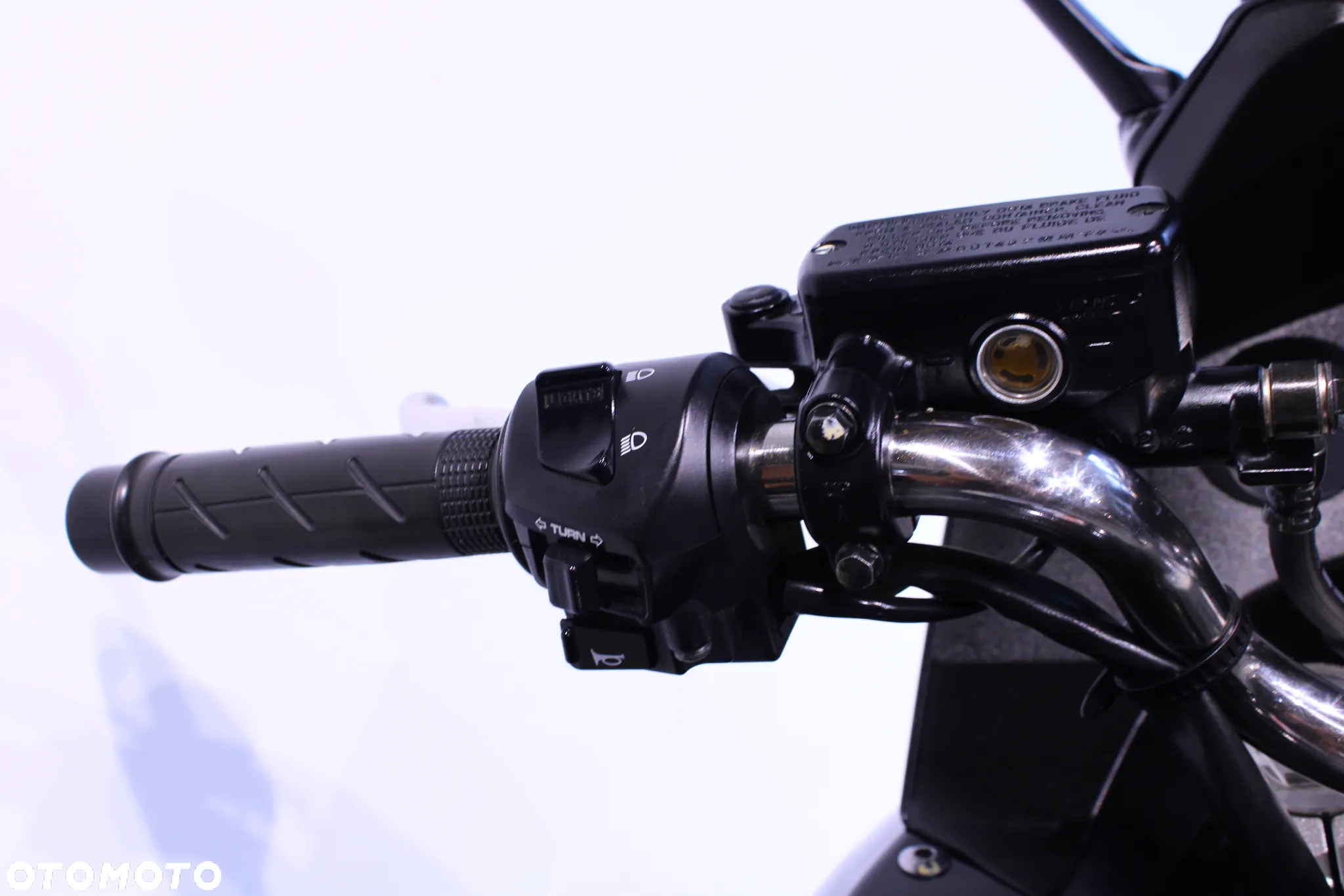 Honda CBF - 8