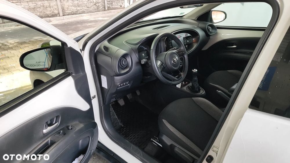 Toyota Aygo X Play - 7
