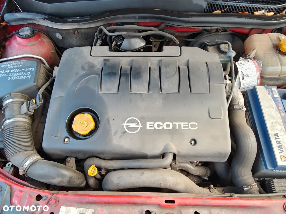 Opel Astra 1.9 CDTI DPF Cosmo - 21