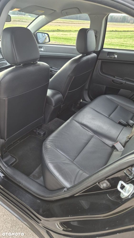 Mitsubishi Lancer 1.8 CVT Instyle - 8