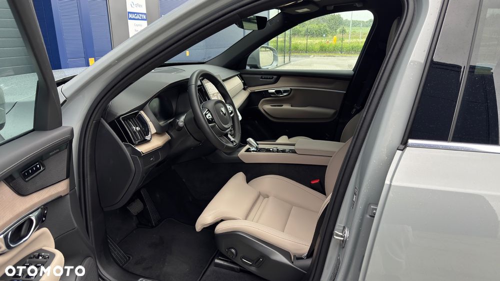 Volvo XC 90 B5 B AWD Plus Bright - 11
