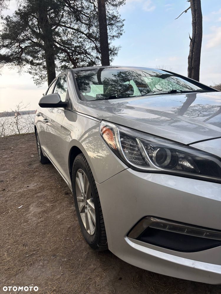 Hyundai Sonata 2.4 SE - 10