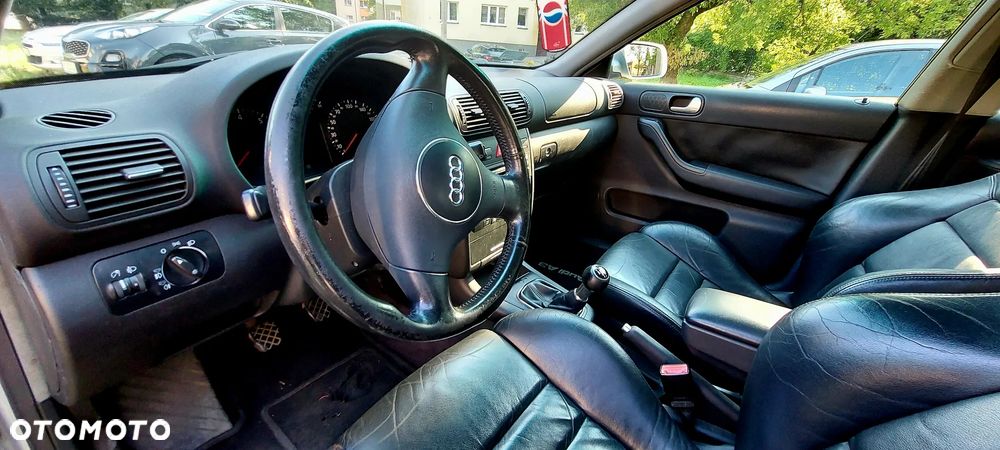 Audi A3 Sportback 1.8 Ambition - 7