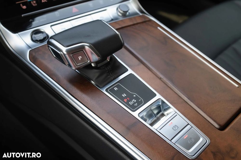 Audi A6 Avant 40 TDI quattro S tronic S line - 27