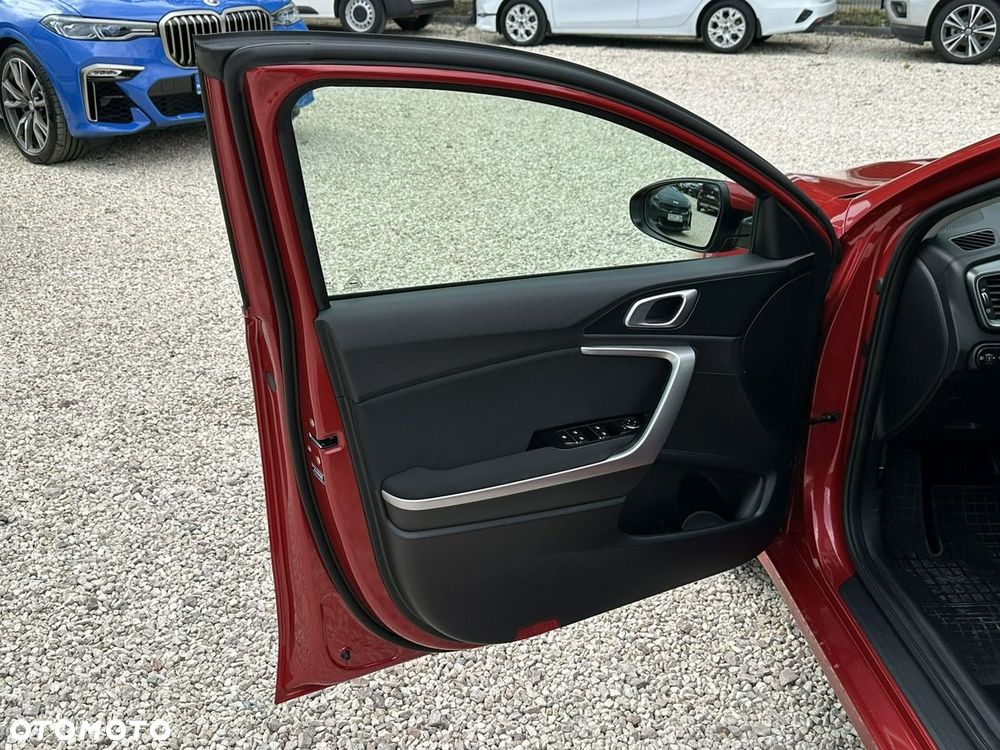 Kia Ceed 1.5 T-GDI M DCT - 14