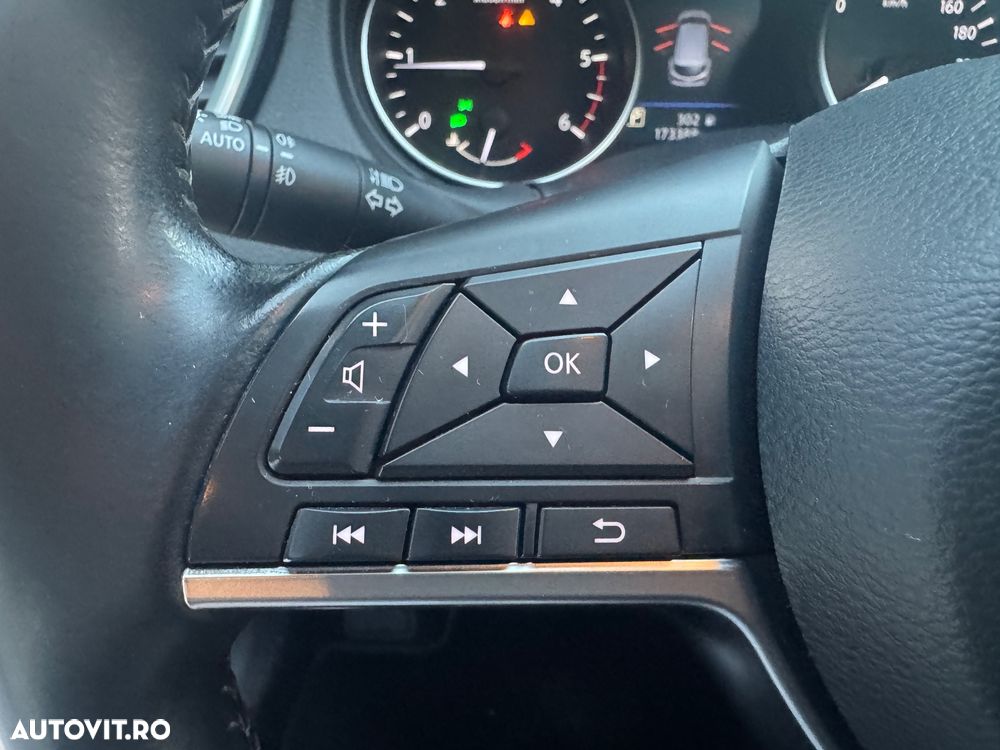 Nissan Qashqai 1.5 DCI DCT TEKNA+ - 12