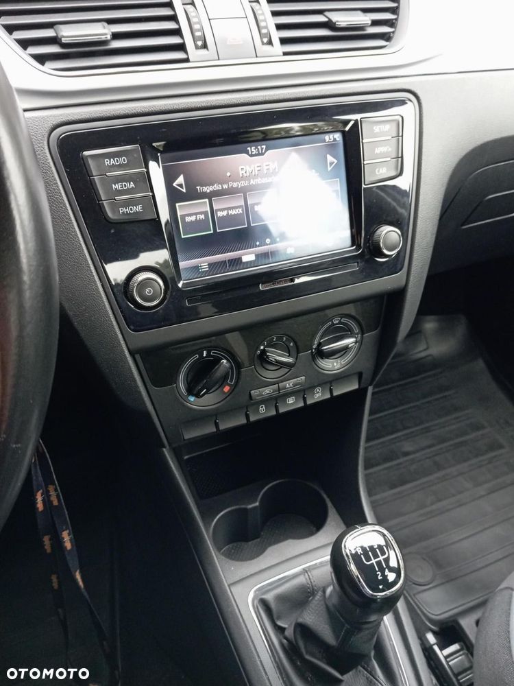 Skoda RAPID 1.0 TSI Ambition - 18
