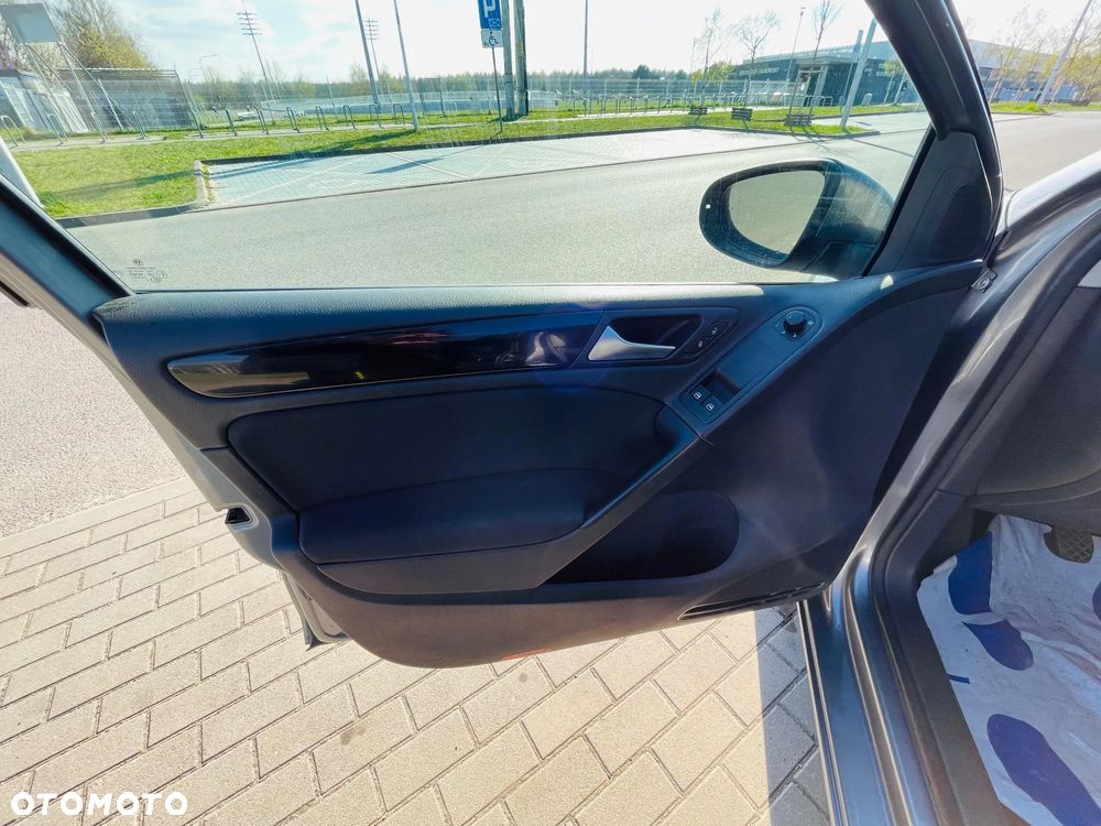 Volkswagen Golf 1.6 Team - 10