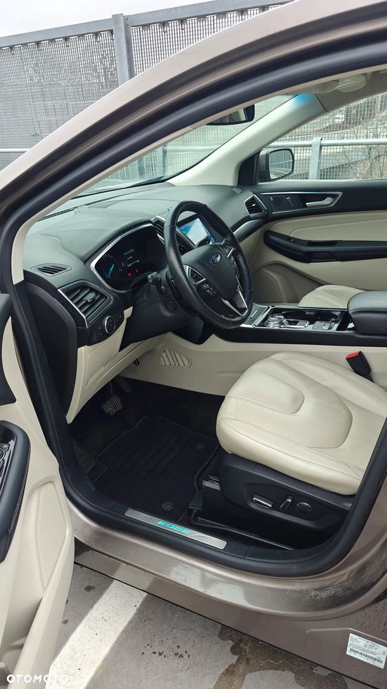 Ford Edge 2.0 EcoBlue Twin-Turbo 4WD Titanium - 14