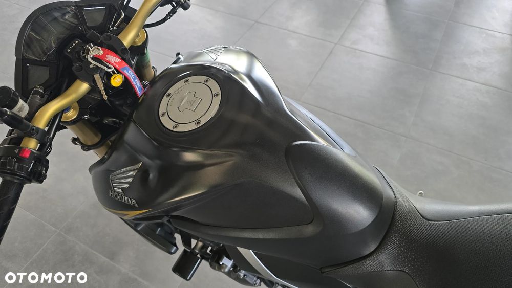 Honda CB - 15