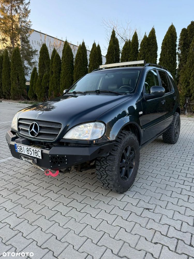 Mercedes-Benz ML - 8