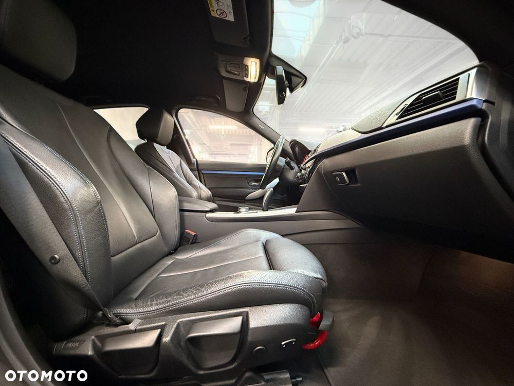 BMW Seria 3 320i GPF M Sport - 26